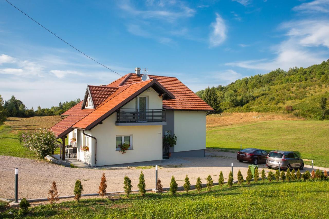 Apartmani Leptir Rakovica Exteriör bild