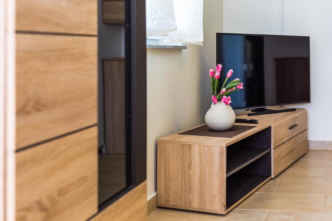 Apartmani Leptir Rakovica Exteriör bild