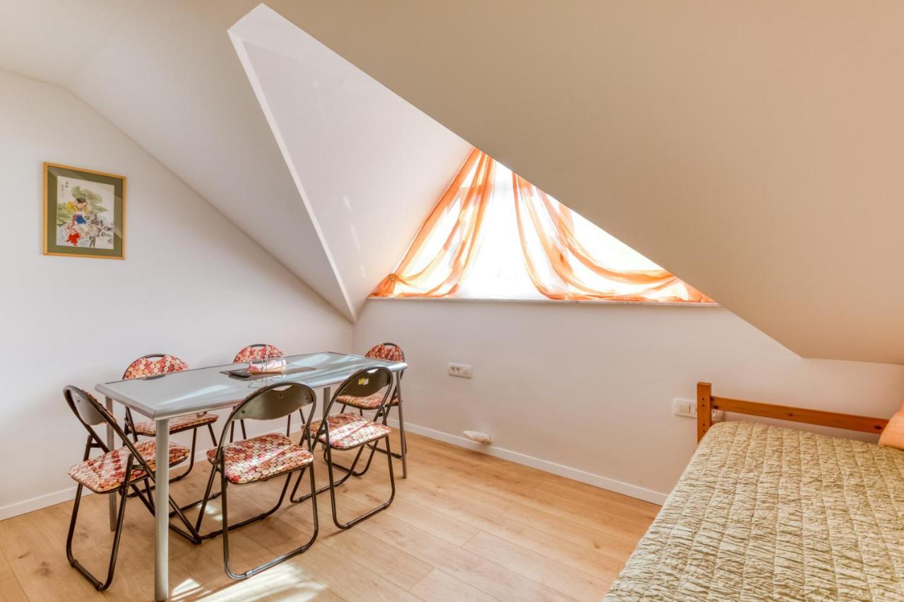 Apartmani Leptir Rakovica Exteriör bild